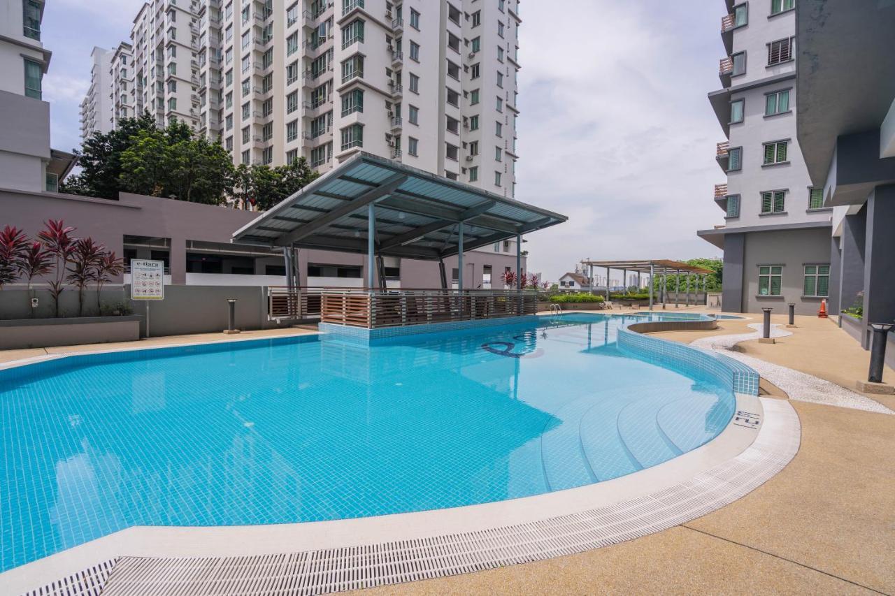 Cozy 2-Bedroom For 4 Pax With Pool - ซูบังจายา ภายนอก รูปภาพ
