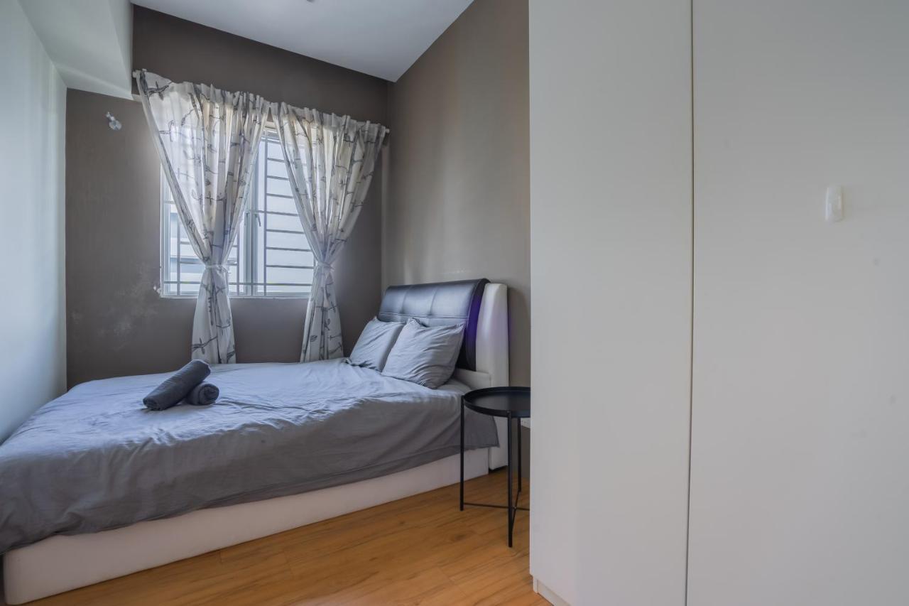 Cozy 2-Bedroom For 4 Pax With Pool - ซูบังจายา ภายนอก รูปภาพ